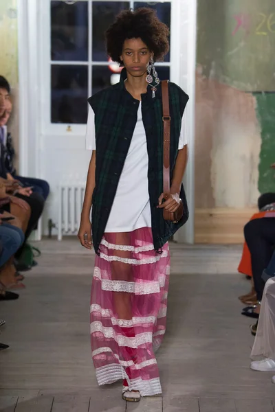 Look 77